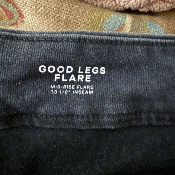 Good American Women’s Dark Gray Slim Flare Jeans - Picture 4 of 6